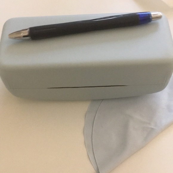 Karen Walker Sunglasses Case - Picture 5 of 5